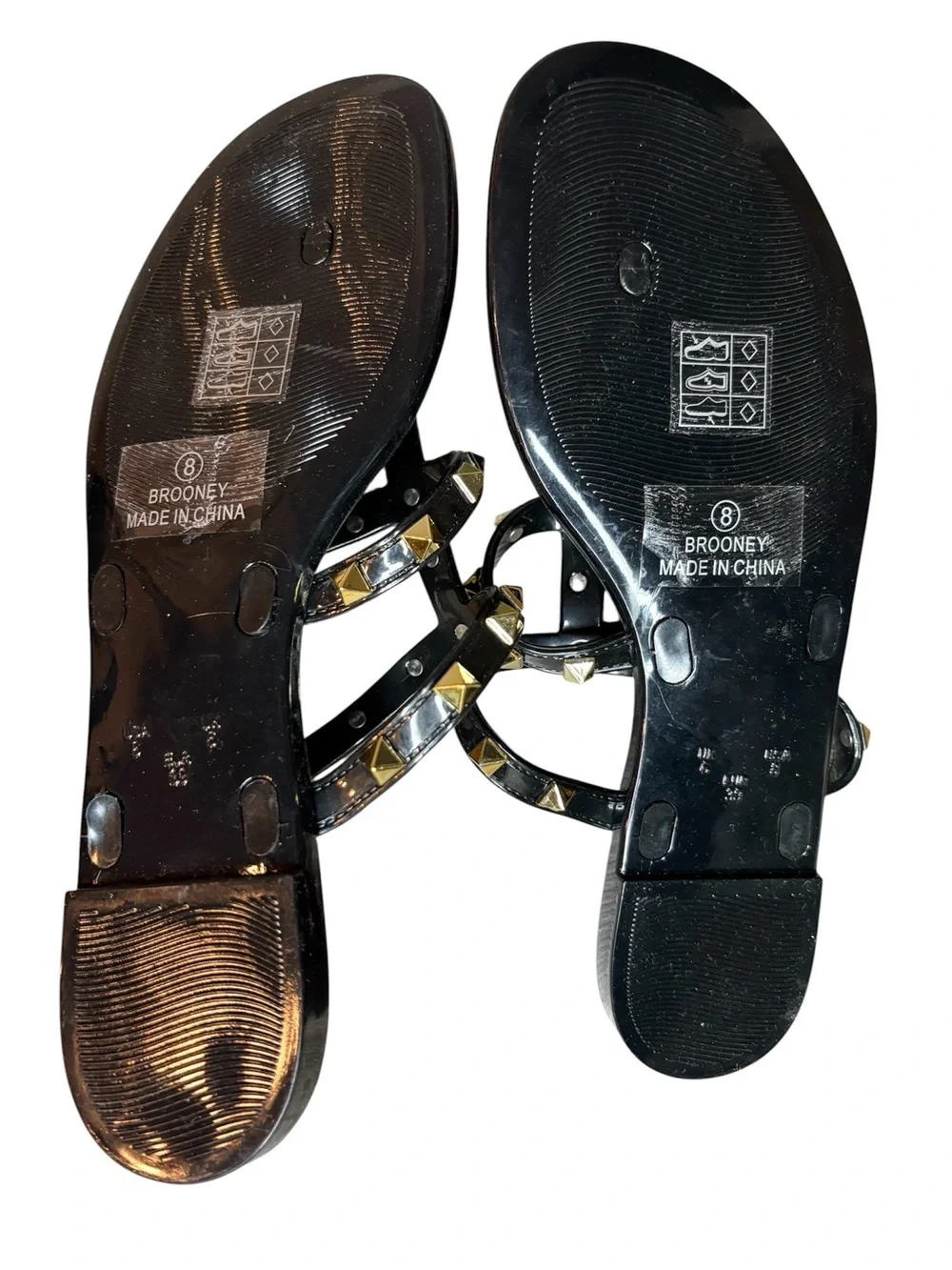 NEW Nicole Miller Brooney studded jelly sandals black gold size 8